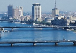 الأرصاد: انخفاض بالحرارة واستمرار الرطوبة.. والعظمى بالقاهرة 34 درجة