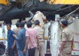 سقوط حافلة تقل 39 من أفراد قوات الأمن الهندي في نهر بإقليم جامو وكشمير