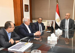 وزير الإسكان يتابع الموقف التنفيذي لمشروع سد ومحطة “جوليوس نيريرى” الكهرومائية على نهر روفيجى بدولة تنزانيا