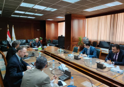 وزير الموارد المائية والرى يبحث مع الممثل المقيم لبرنامج الأمم المتحدة الانمائي موقف الأنشطة الجارية والمستقبلية للمشروعات الممولة من “صندوق المناخ الأخضر”