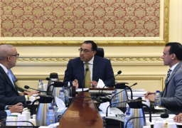 بالصور.. رئيس الوزراء يتابع الموقف التنفيذي لتنمية الساحل الشمالي