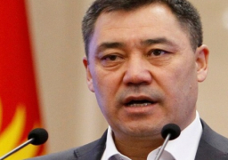 رئيس قيرغيزستان يدعو شعبه إلى الوحدة ضد طاجيكستان