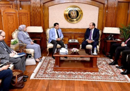 وزير التجارة يستقبل وزير الرياضة لبحث التوسع في تصنيع المستلزمات الرياضية