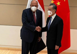 بالصور .. وزير الخارجية يلتقي مستشار الدولة وزير خارجية الصين