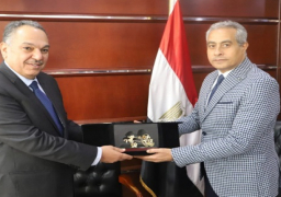 بالصور..وزير القوى العاملة خلال لقائه السفير الكويتي : منظومة الكترونية جديدة لتسهيل إجراءت سفر العمالة المصرية