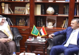وزير السياحة والآثار يبحث مع السفير السعودي بالقاهرة تعزيز أوجه التعاون