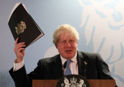 رئيس الوزراء البريطاني المستقيل يؤكد دعمه الكامل وغير المشروط لخليفته