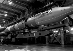 اليوم .. أمريكا تنفذ إطلاقا تجريبيا لصاروخ عابر للقارات