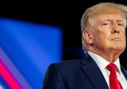 ترامب يعتبر عملية تفتيش مقر إقامته في فلوريدا “انتهاكا مروعا للسلطة”