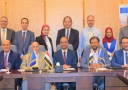 نائب وزير الإسكان يبحث سبل التعاون مع الاتحاد الأوروبي بشأن الخطة الاستراتيجية لمحطات التحلية