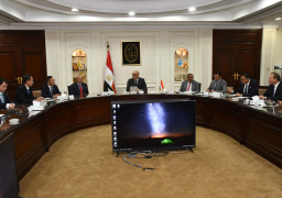 وزير الإسكان يلتقى نائب رئيس الشركة الصينية العامة للهندسة المعمارية لاستعراض الموقف التنفيذي لمشروعى منطقة الأعمال المركزية بالعاصمة الإدارية