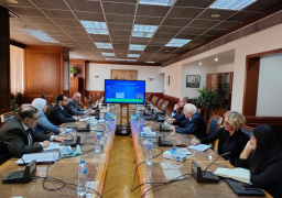 وزير الموارد المائية والري يبحث مع خبراء الري الحديث والصرف بالبنك الدولي التنسيق المشترك في مجال دراسات التوسع في الاعتماد علي الرى الحديث في مصر