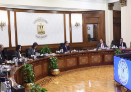 بالصور .. رئيس الوزراء يتابع مستجدات برنامج الطروحات العامة