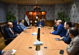 وزير الرياضة يكرم القائد محمد مصطفى والقائدة منى أمين لفوزهم بمناصب في المركز الكشفي العربي