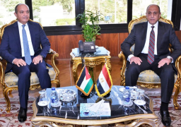 وزير الطيران يبحث مع السفير الأردنى بالقاهرة تعزيز التعاون فى مجال النقل الجوي