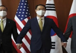 اتفاق بين طوكيو وواشنطن وسول للتعاون ضد التهديدات الصاروخية والنووية لبيونج يانج