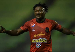 الزمالك يتعاقد مع البنيني سامسون أكينيولا