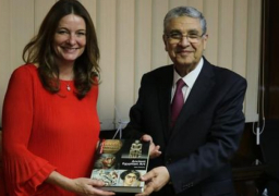 وزير الكهرباء يستقبل وزيرة شؤون إفريقبا ببريطانيا و سفير بريطانيا بالقاهرة فى إطار الإعداد لمؤتمر COP27