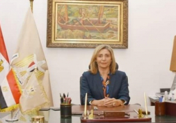 وزيرة الثقافة تقرر مد الاحتفالات بانتصار أكتوبر لمدة عام