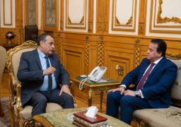 “وزيرا الإنتاج الحربى والصحة” يبحثان التعاون فى مجال تجهيز سيارات الإسعاف و تصنيع مستشفى ميداني