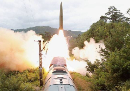 توتر شديد بين “الكوريتين” “الشمالية” تُطلق 100 قذيفة و23 صاروخًا باليستيًا.. و”الجنوبية” ترد بـ3 صواريخ