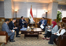 وزير الرياضة يبحث مع سفير كازاخستان بالقاهرة آليات التعاون فى قطاعي الشباب والرياضة