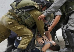 الاحتلال الإسرائيلي يعتقل 21 فلسطينيًا من الضفة الغربية وقطاع غزة