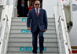 الرئيس السيسي يصل إلى الجزائر للمشاركة في القمة العربية الحادية والثلاثين