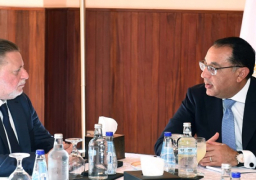 بالصور.. رئيس الوزراء يلتقي محافظ البنك المركزي على هامش فعاليات (COP27)