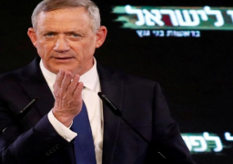 جانتس يتهم نتنياهو بتعريض إسرائيل للخطر