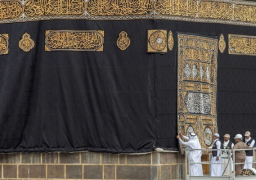 “شؤون الحرمين” تنفذ أعمال الصيانة لكسوة الكعبة المشرفة