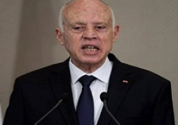 الرئيس التونسي يستقبل نظيره الفرنسي للمشاركة في قمة “الفرنكفونية”