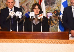 وزيرة الهجرة ونظيريها القبرصي واليوناني يعقدون مؤتمرا صحفيًا لإعلان نتائج الاجتماع حول “نوستوس”