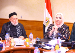 وزيرة التضامن الاجتماعي تترأس اجتماع مجلس أمناء المؤسسة القومية لتيسير الحج لمناقشة استعدادات حج الجمعيات الأهلية للموسم القادم