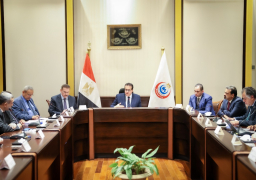 وزير الصحة يعقد اجتماعًا مع «وادي النيل» لمتابعة خطة توريدات سيارات الإسعاف الجديدة..