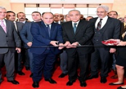 وزيرا التموين والتجارة والصناعة يفتتحان المعرض الدولي للذهب والمجوهرات “نيبو”