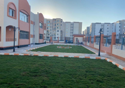 وزير الإسكان يستعرض الموقف التنفيذي للمشروعات السكنية والمرافق بمدينة “العبور الجديدة “