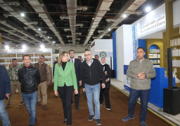 وزيرة الثقافة تتفقد التجهيزات النهائية لمعرض القاهرة الدولي للكتاب استعدادا لافتتاحه الأربعاء المقبل