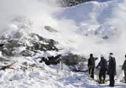 إصابة 3 أشخاص في إنهيار جليدي جرف 10 متزلجين في النمسا