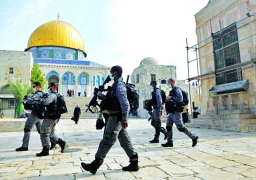 الاحتلال يقتحم قبة الصخرة .. والتحرير الفلسطينية: ما يحدث مُقدمة لإجراء أكبر