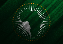 الصومال والاتحاد الإفريقي يبحثان سبل تعزيز التعاون الثنائي