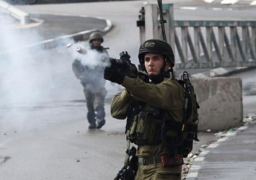 القوات الإسرائيلية تعتقل 14 مواطنا فلسطينيا من الضفة الغربية