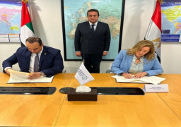 بالصور .. وزير الصحة يشهد توقيع بروتوكول تعاون مع أكبر الشركات العالمية المتخصصة في تقديم الخدمات الطبية