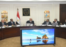 بالصور.. الجزار يوجه بوضع تصور غير تقليدي لإدارة وتشغيل وصيانة مشروعات الصرف الصحى الجارى