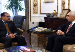 بالصور.. رئيس الوزراء يلتقي سفير جمهورية العراق لدى مصر