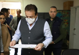 بالصور..وزير الصحة يُحيل مديري ونواب مستشفيي أبو المنجا المركزي والنيل للتأمين الصحي للتحقيق لتغيبهم عن العمل