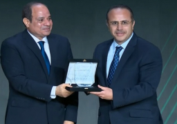 بالفيديو.. الرئيس السيسي يكرم رموزا من الصعيد وعلى رأسهم اسم الراحل محمد سيد طنطاوي