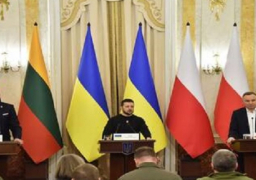 رؤساء ليتوانيا وبولندا يتعهدان بمواصلة دعم كييف عسكريا