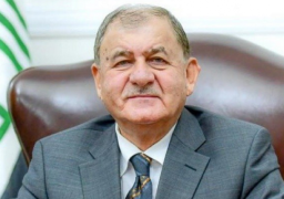 رئيس العراق يبحث أوضاع النازحين في البلاد