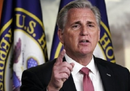 رئيس “النواب” الأمريكي يدعو الكونجرس للتحقيق مع بايدن بقضية الوثائق السرية